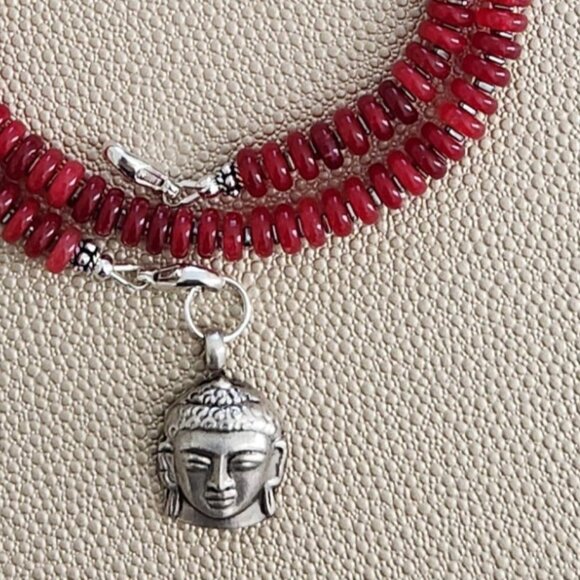 RED JADE NECKLACE W/ BUDDHA PENDANT--18" - Picture 3 of 3